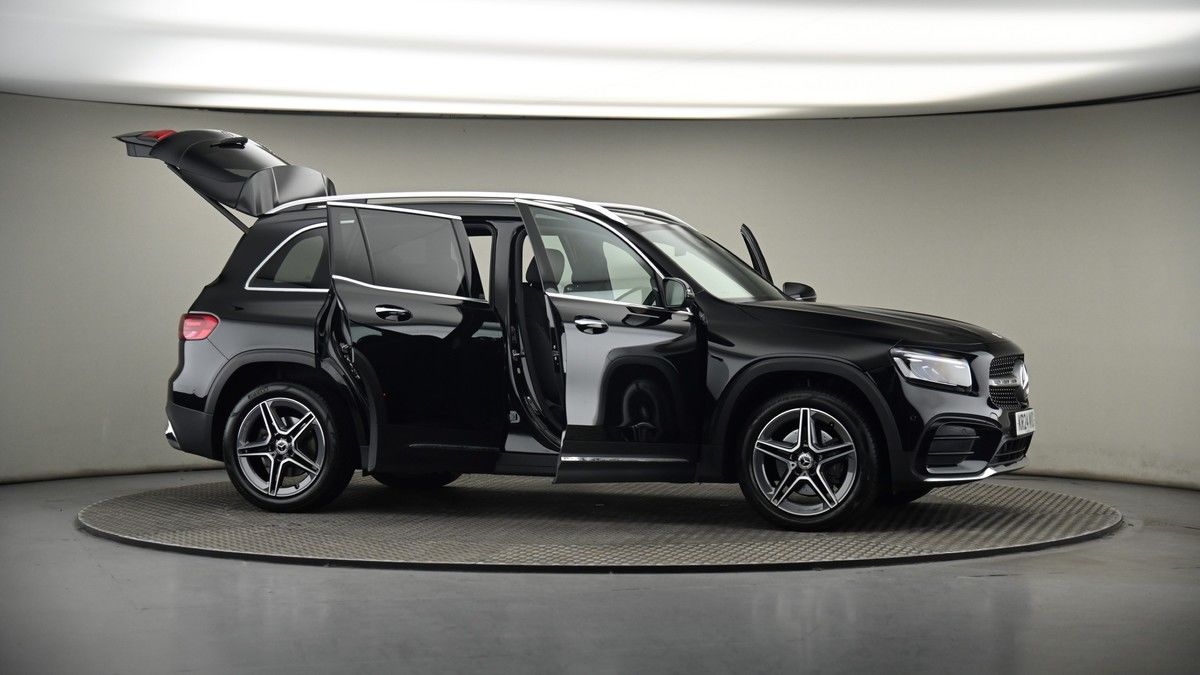 More views of Mercedes-Benz GLB