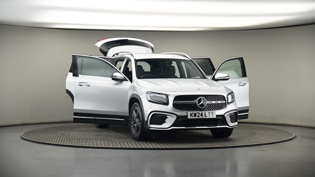More views of Mercedes-Benz GLB