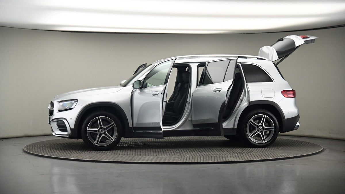 More views of Mercedes-Benz GLB