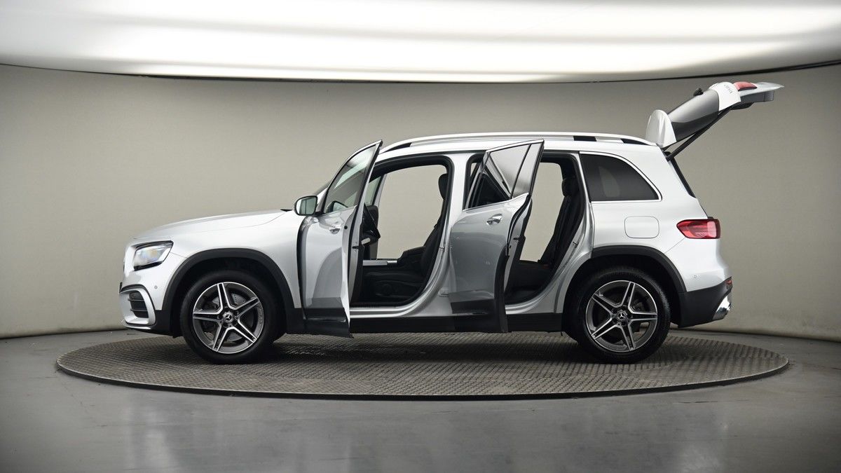 More views of Mercedes-Benz GLB