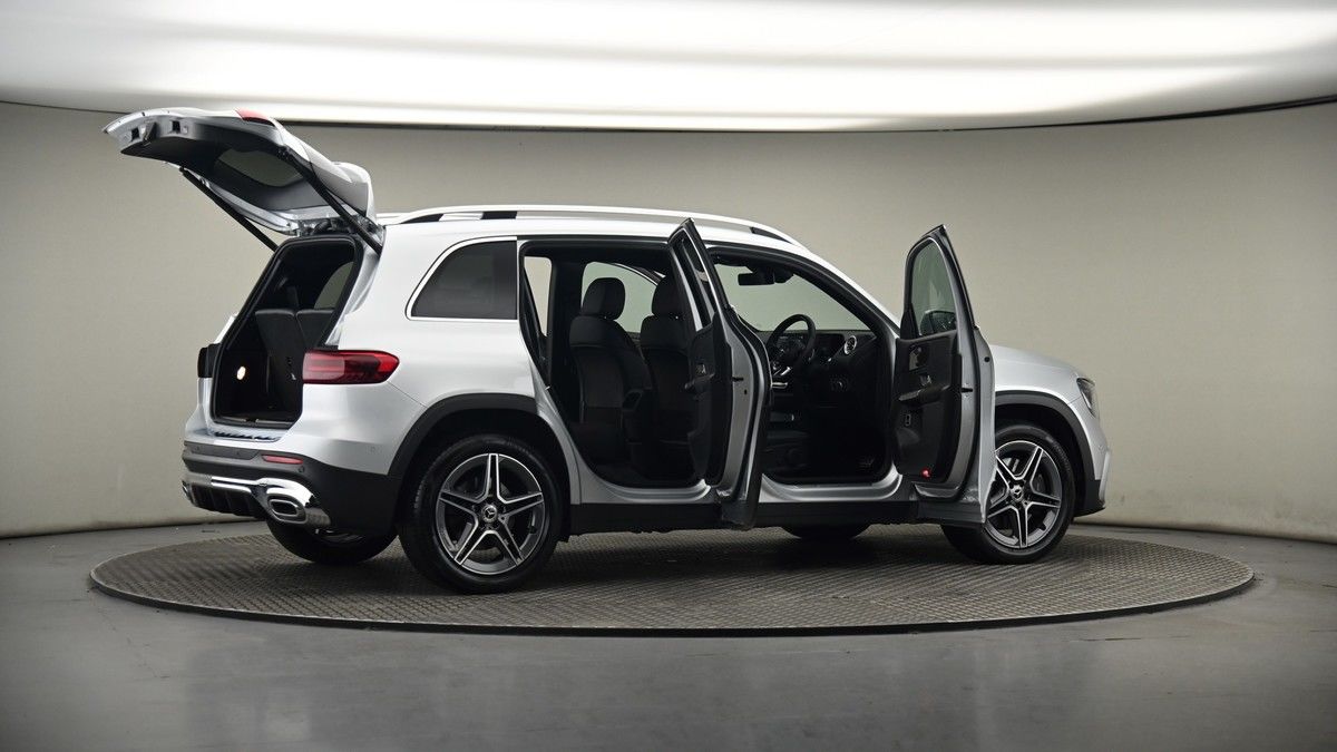 More views of Mercedes-Benz GLB