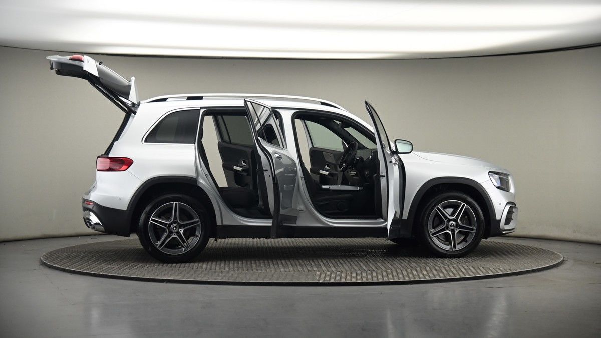 More views of Mercedes-Benz GLB