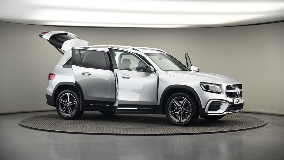 More views of Mercedes-Benz GLB