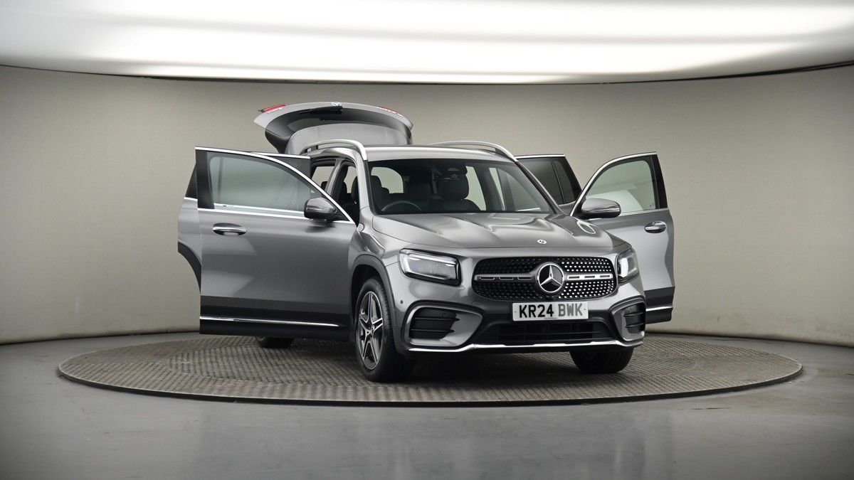 More views of Mercedes-Benz GLB