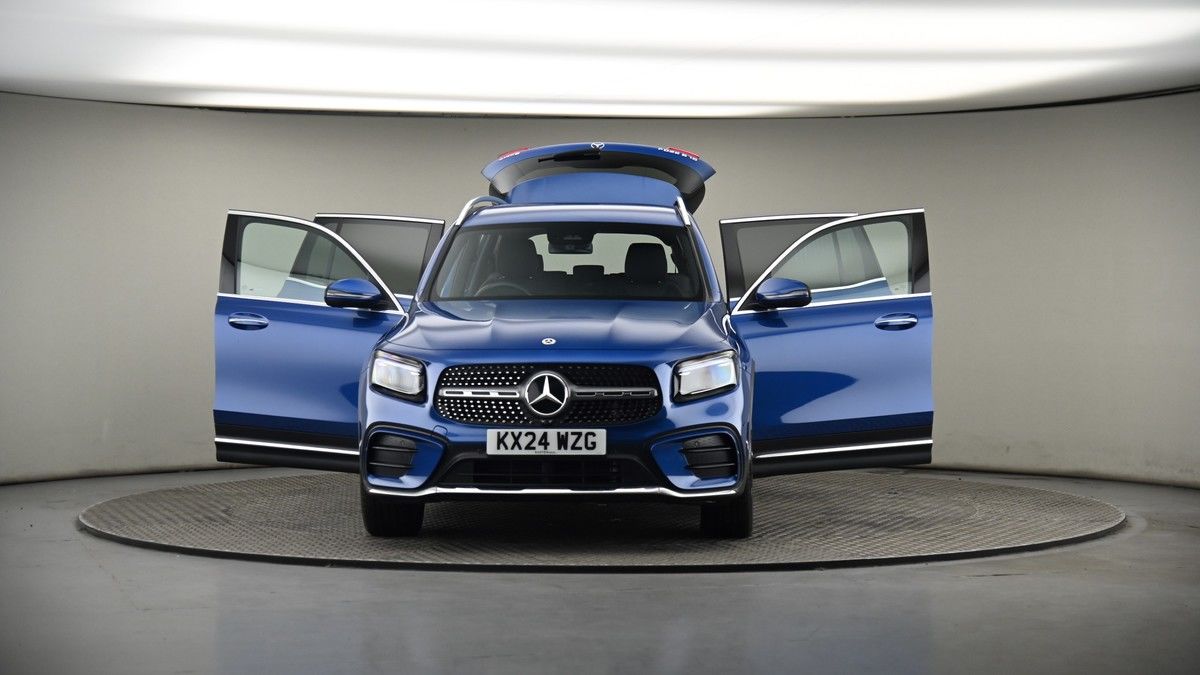 More views of Mercedes-Benz GLB