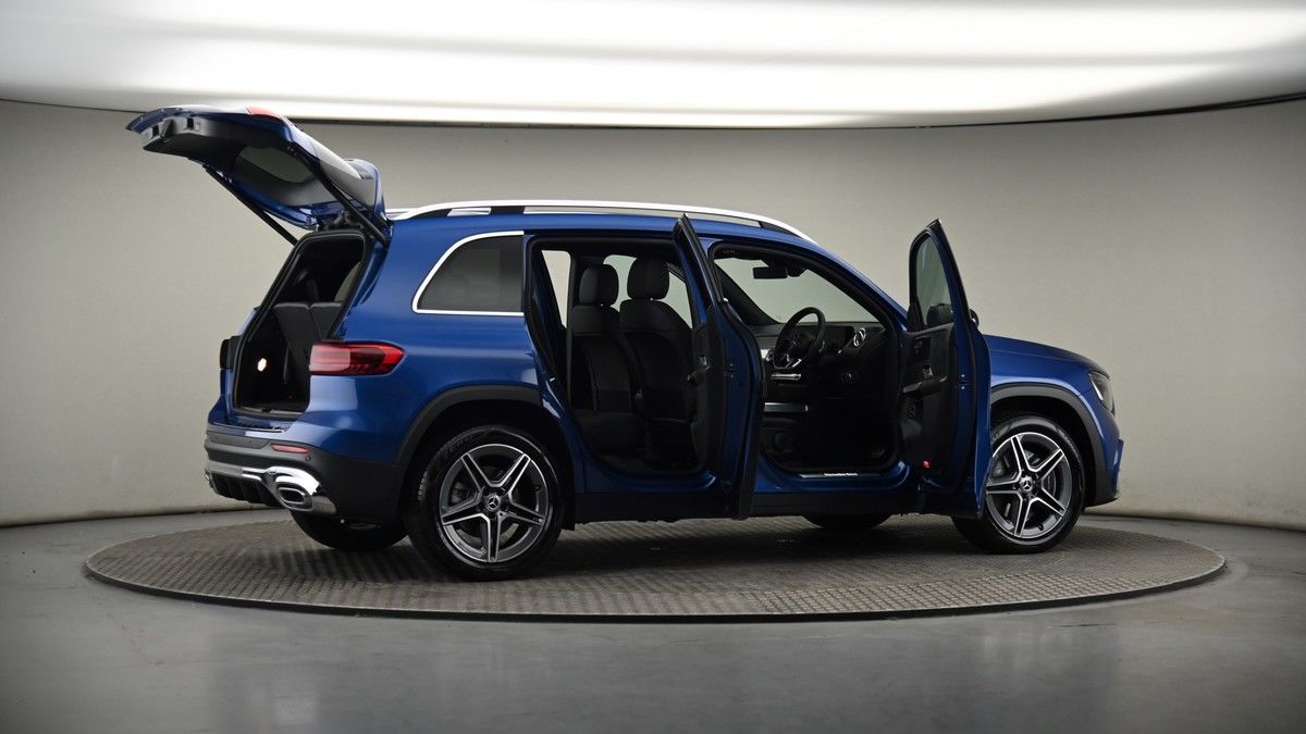 More views of Mercedes-Benz GLB