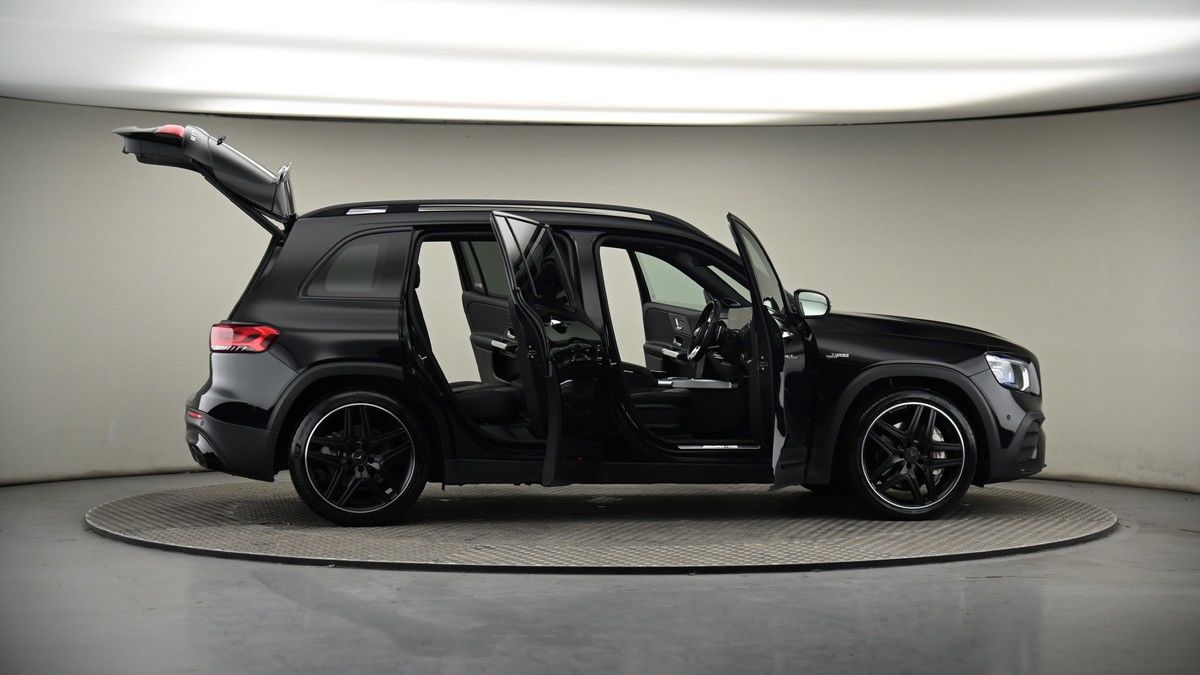 More views of Mercedes-Benz GLB