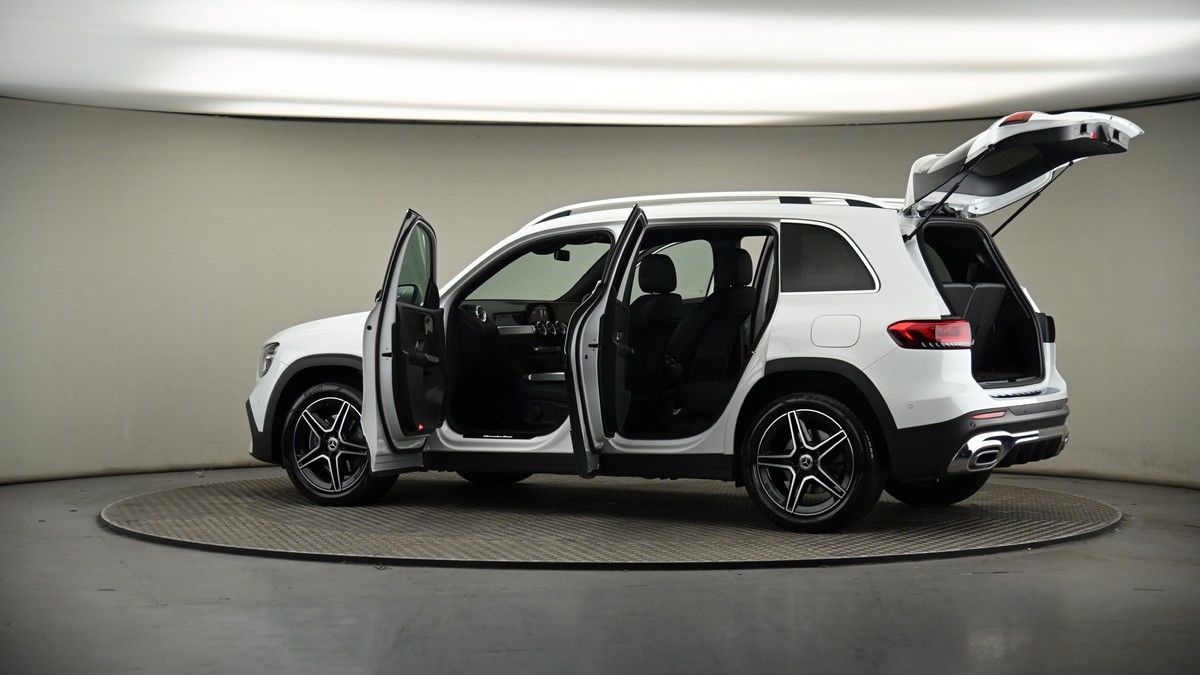 More views of Mercedes-Benz GLB