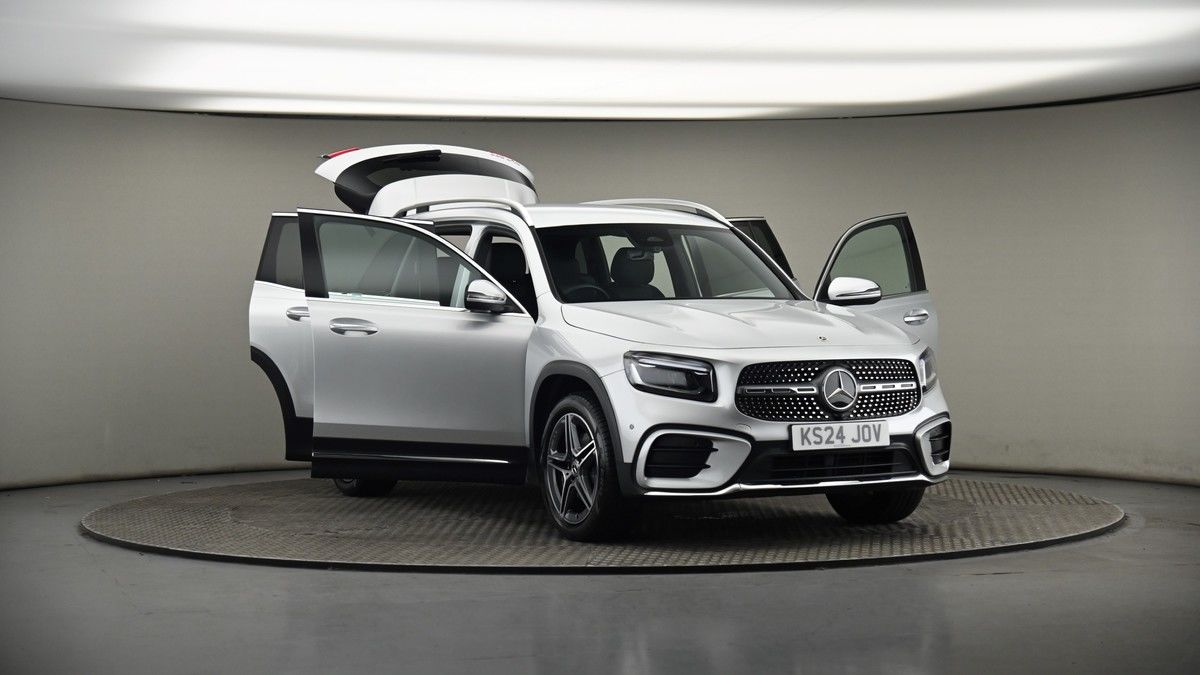 More views of Mercedes-Benz GLB