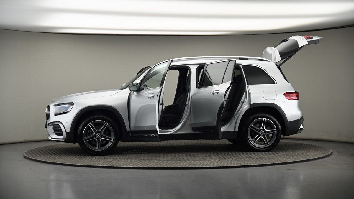 More views of Mercedes-Benz GLB
