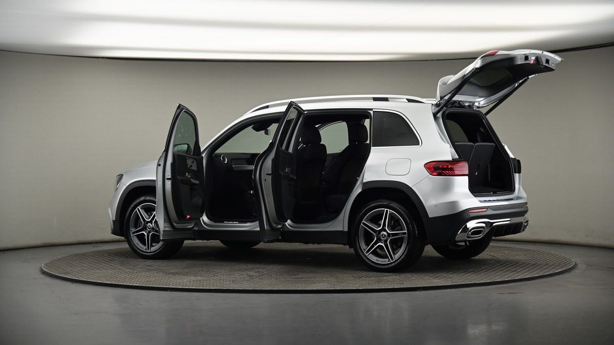 More views of Mercedes-Benz GLB