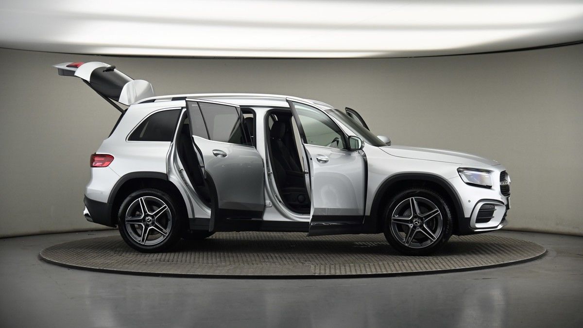 More views of Mercedes-Benz GLB