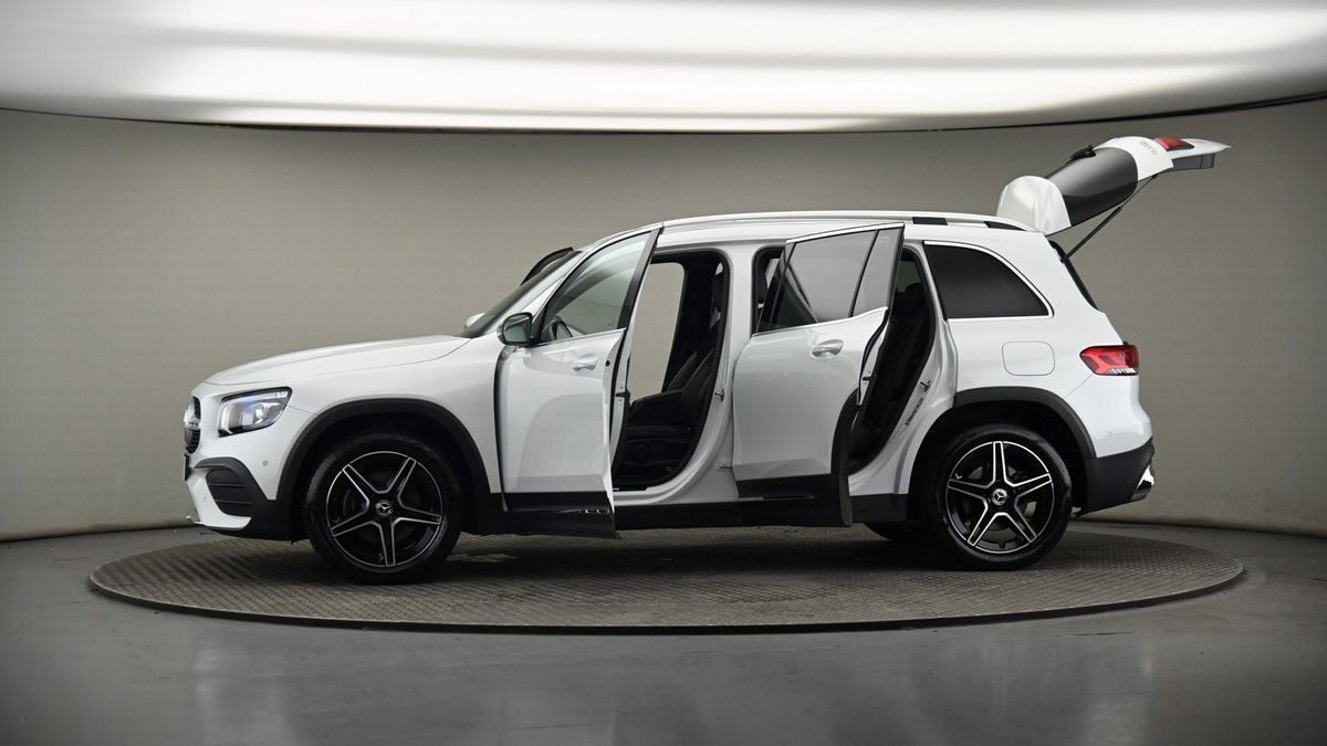 More views of Mercedes-Benz GLB