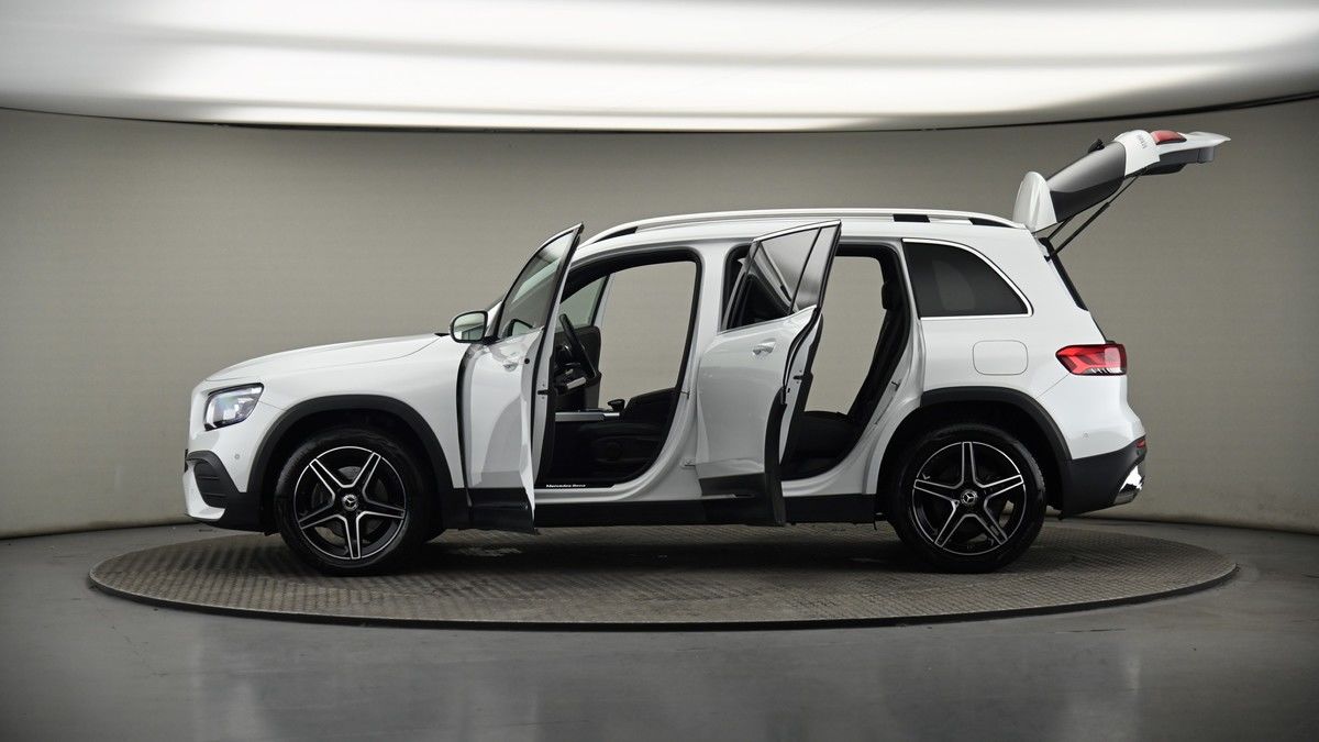 More views of Mercedes-Benz GLB