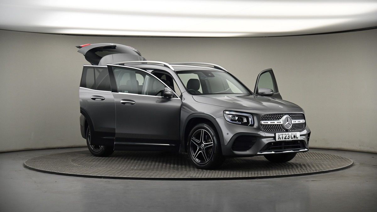 More views of Mercedes-Benz GLB