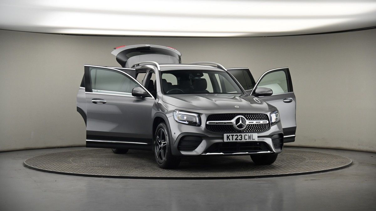 More views of Mercedes-Benz GLB