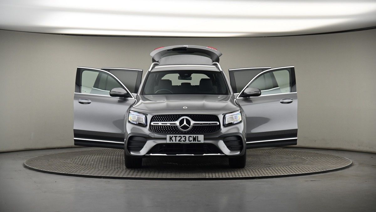 More views of Mercedes-Benz GLB