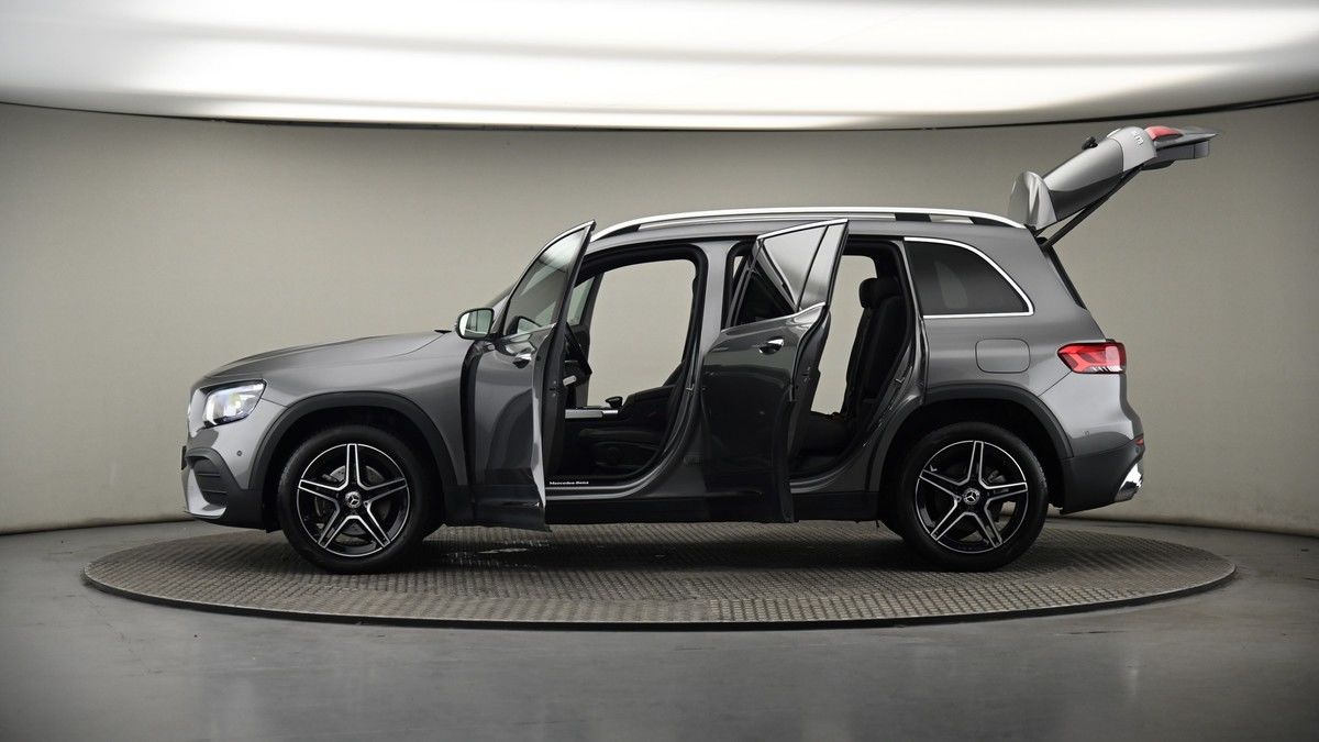 More views of Mercedes-Benz GLB