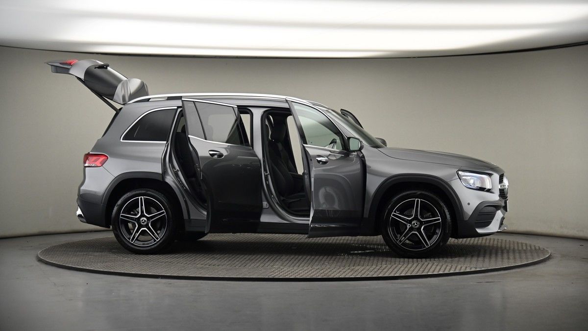 More views of Mercedes-Benz GLB
