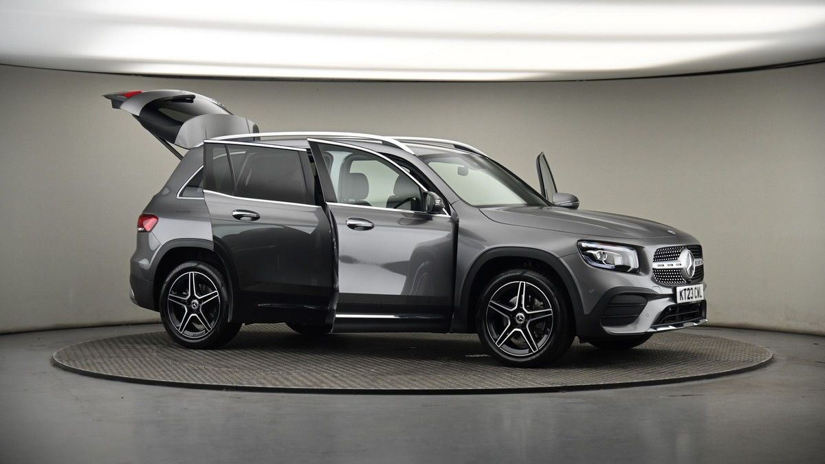 More views of Mercedes-Benz GLB