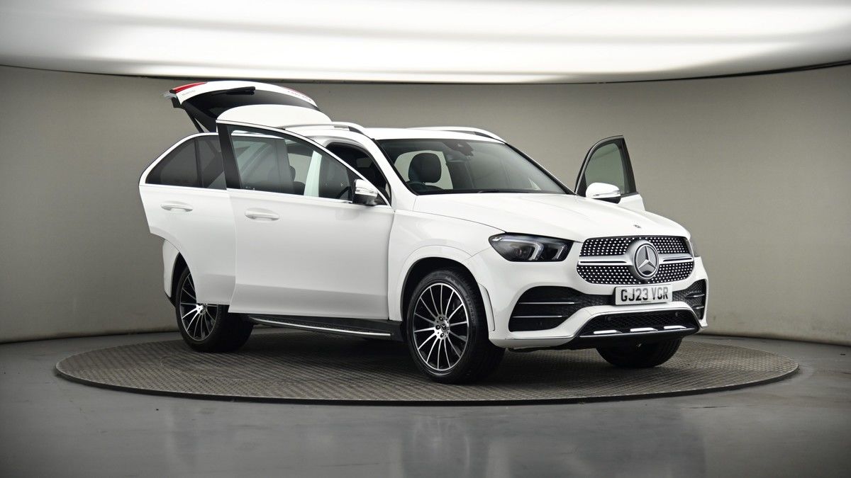 More views of Mercedes-Benz GLE
