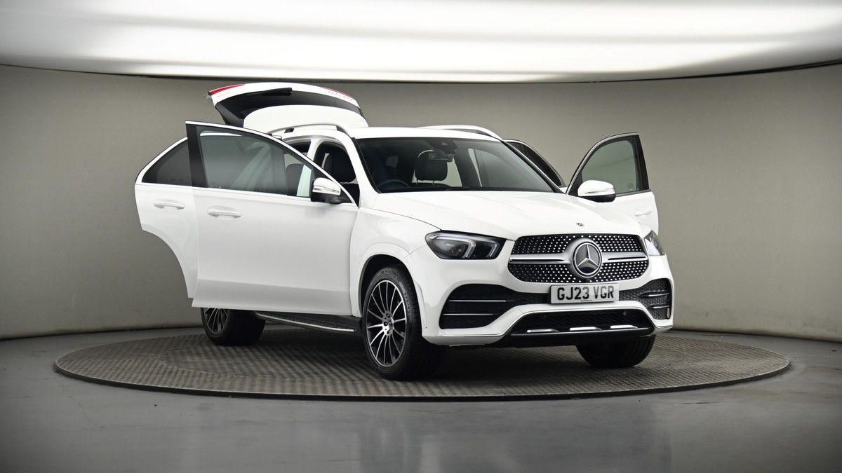 More views of Mercedes-Benz GLE