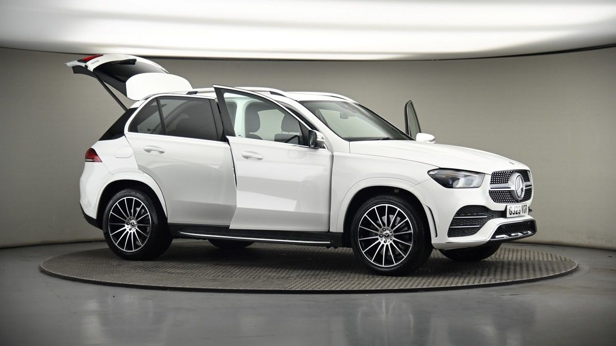More views of Mercedes-Benz GLE