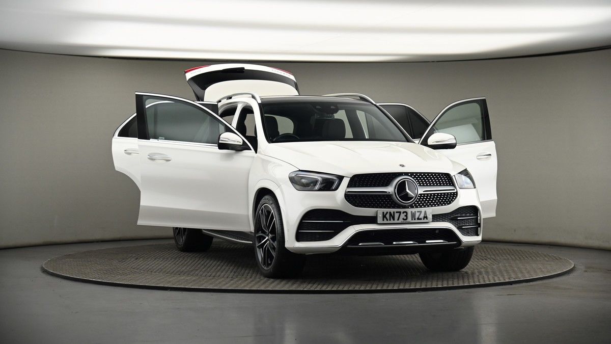 More views of Mercedes-Benz GLE