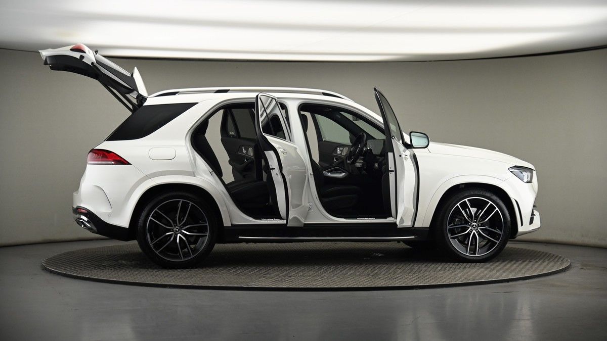 More views of Mercedes-Benz GLE