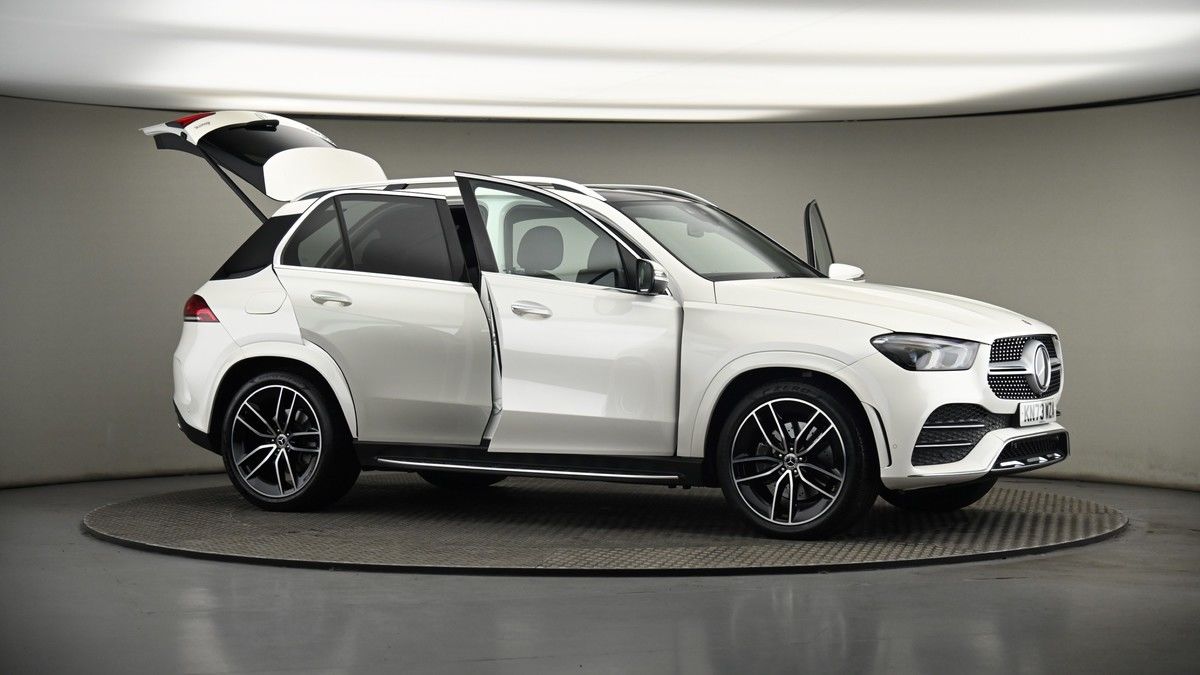 More views of Mercedes-Benz GLE