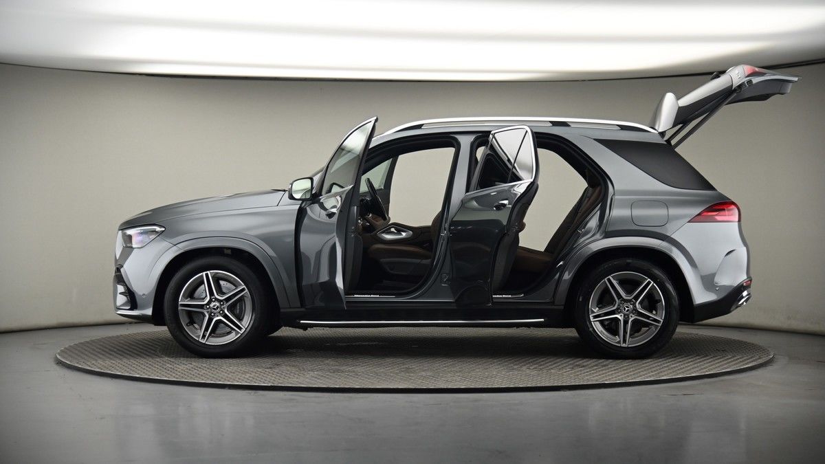 More views of Mercedes-Benz GLE