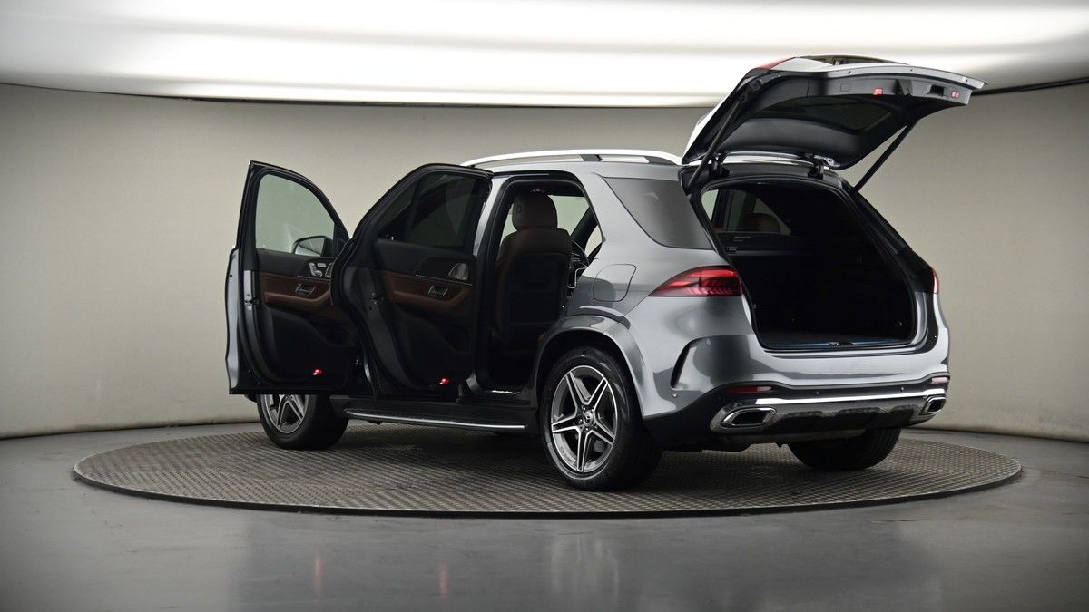 More views of Mercedes-Benz GLE