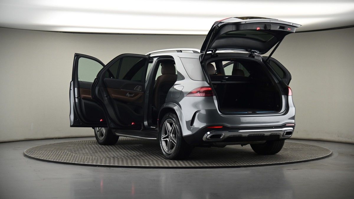 Mercedes-Benz GLE Image 8