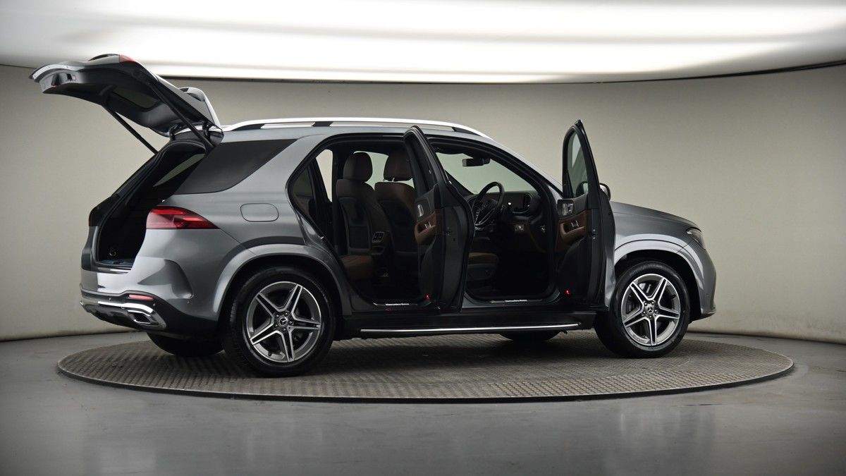 More views of Mercedes-Benz GLE