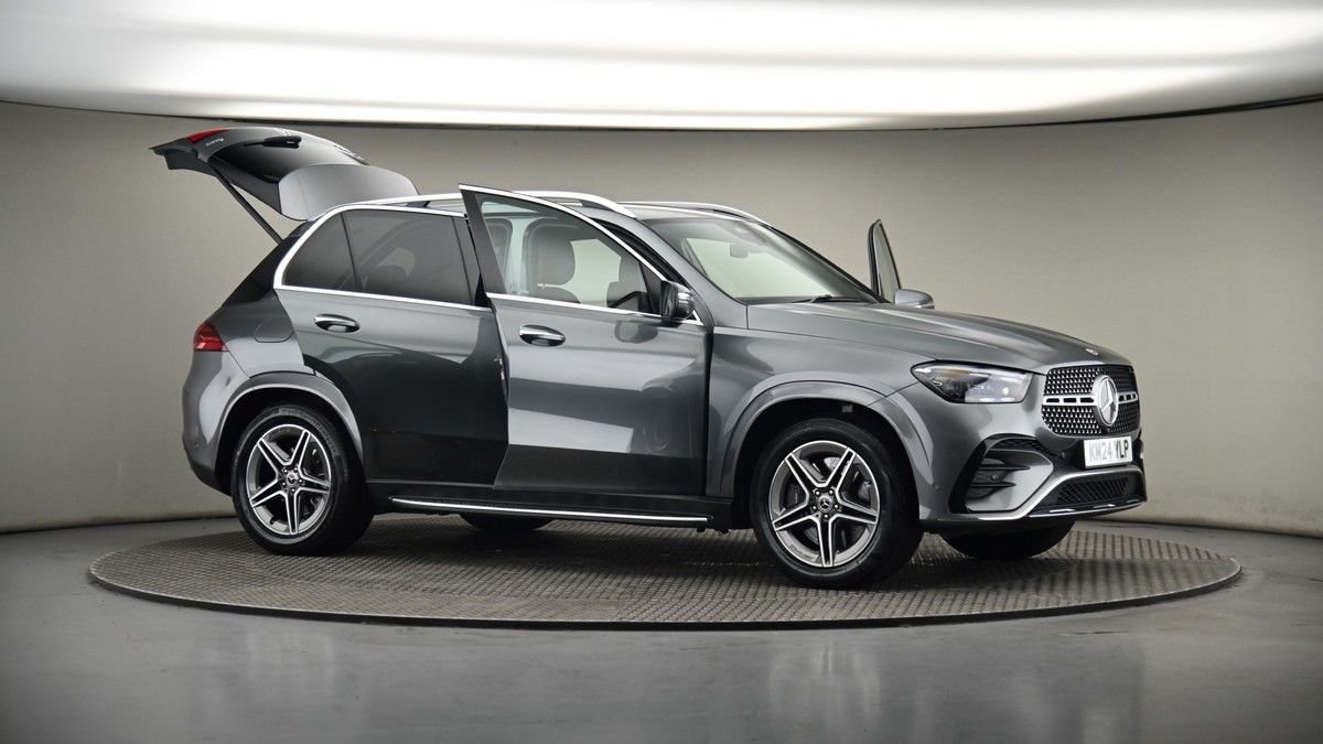 More views of Mercedes-Benz GLE