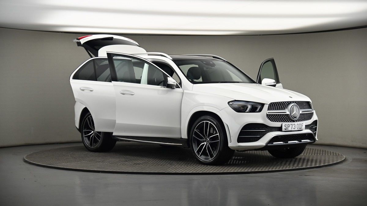 More views of Mercedes-Benz GLE