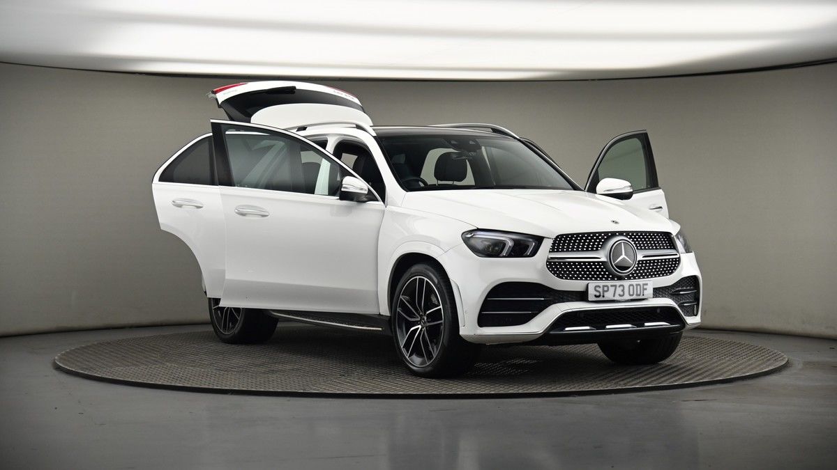 More views of Mercedes-Benz GLE