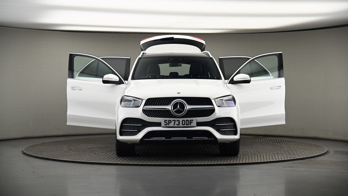 More views of Mercedes-Benz GLE