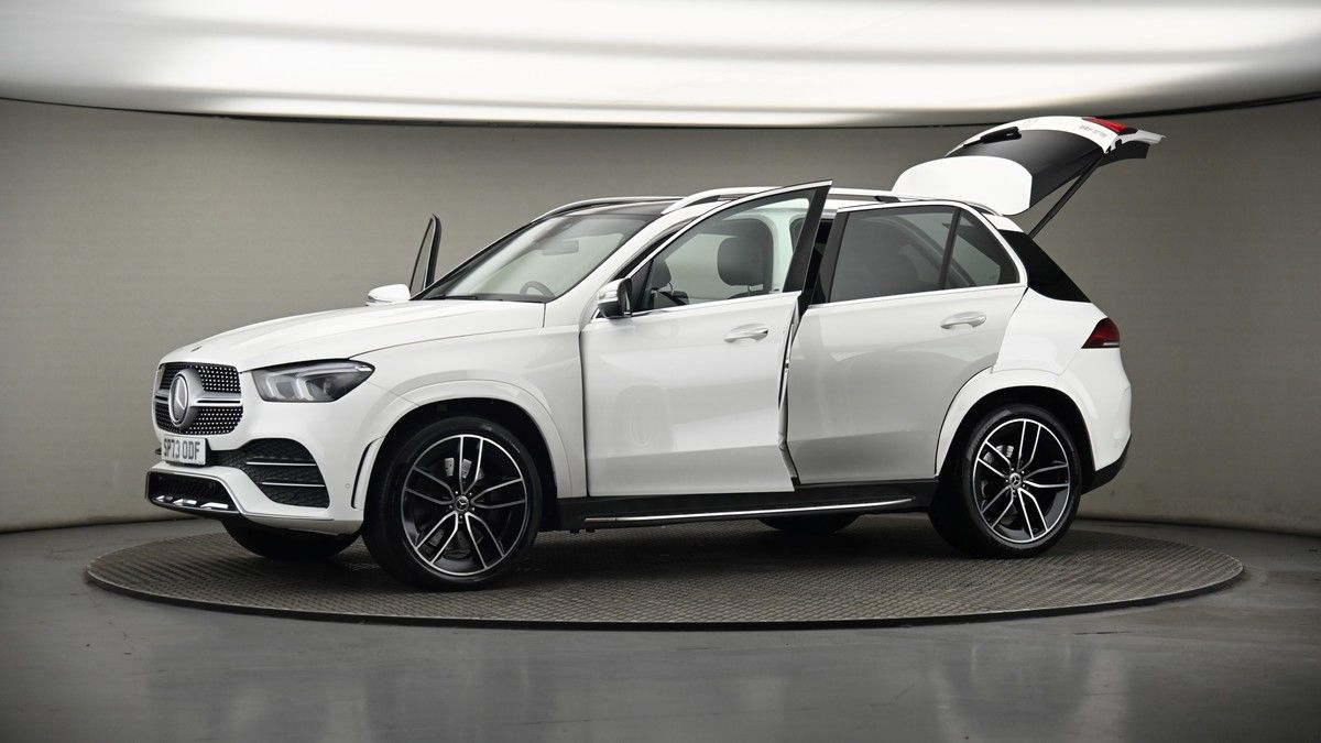 More views of Mercedes-Benz GLE