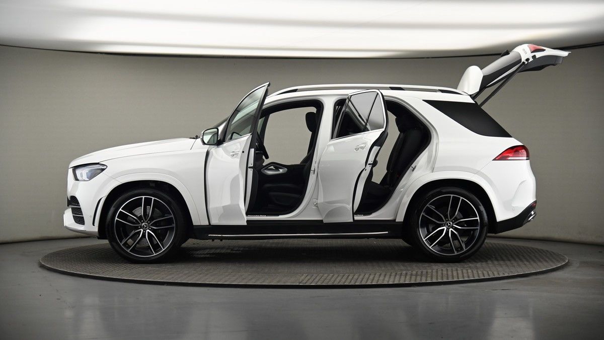 More views of Mercedes-Benz GLE