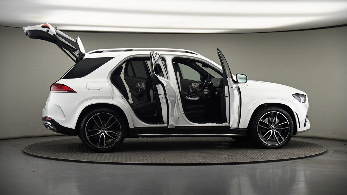More views of Mercedes-Benz GLE
