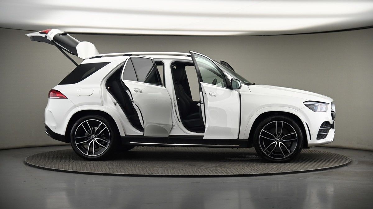 More views of Mercedes-Benz GLE