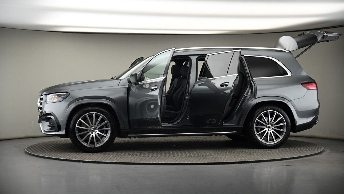 More views of Mercedes-Benz GLS