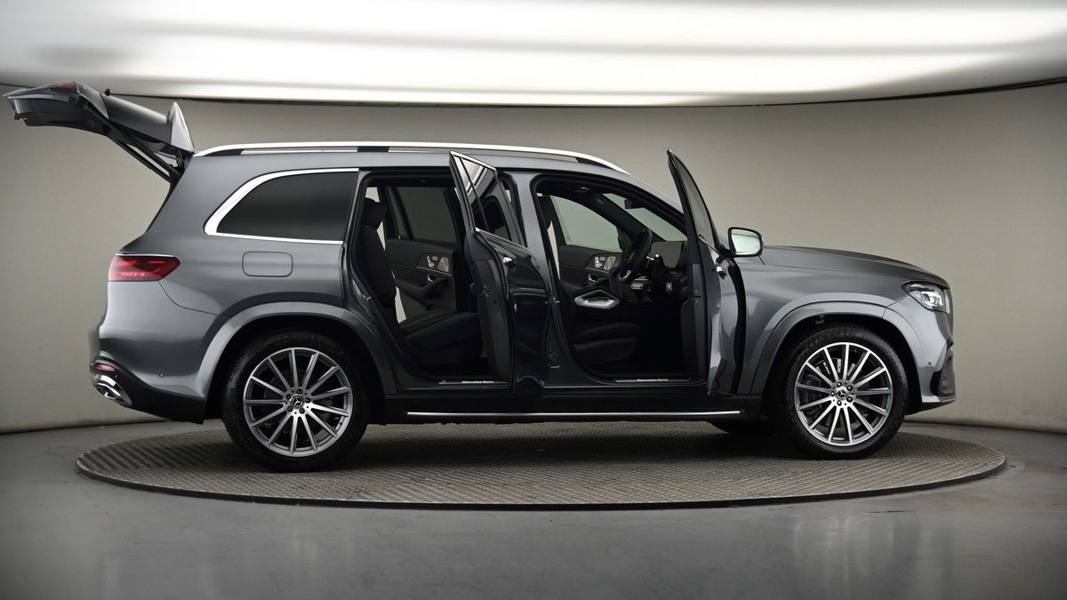 More views of Mercedes-Benz GLS
