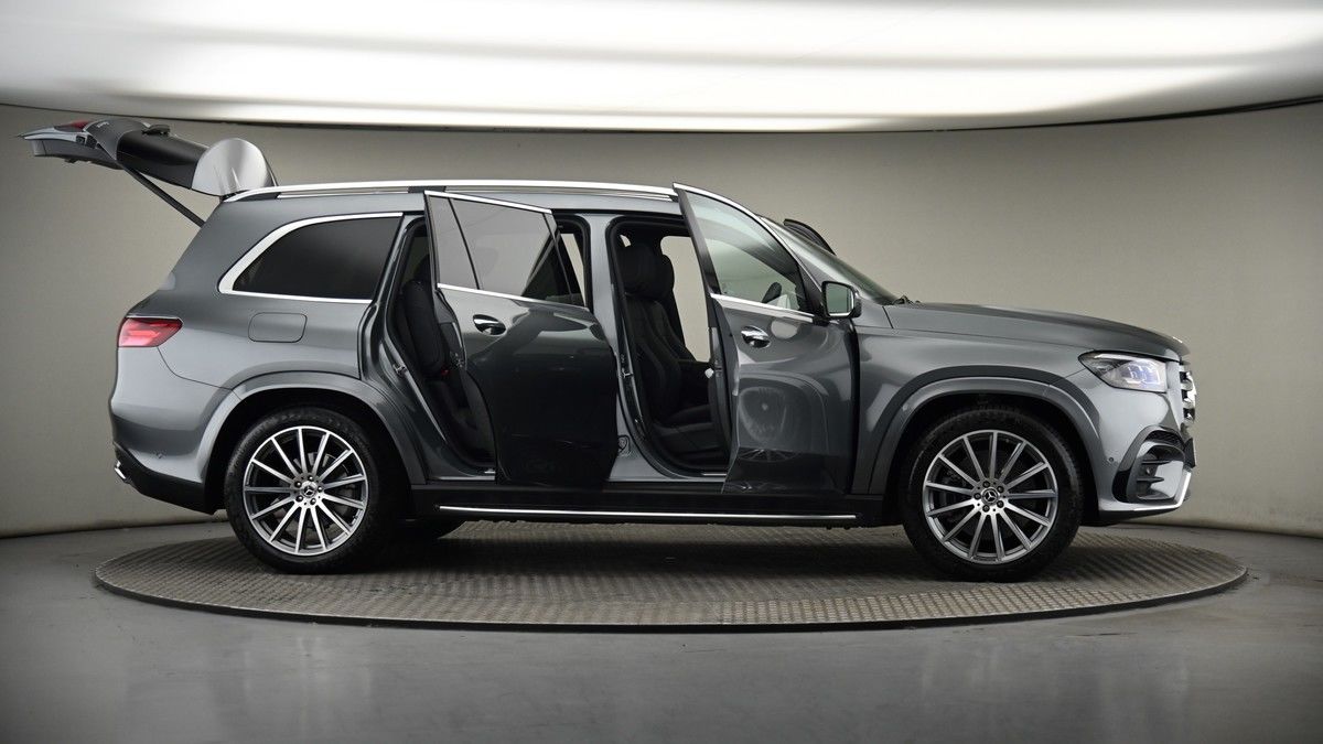 More views of Mercedes-Benz GLS