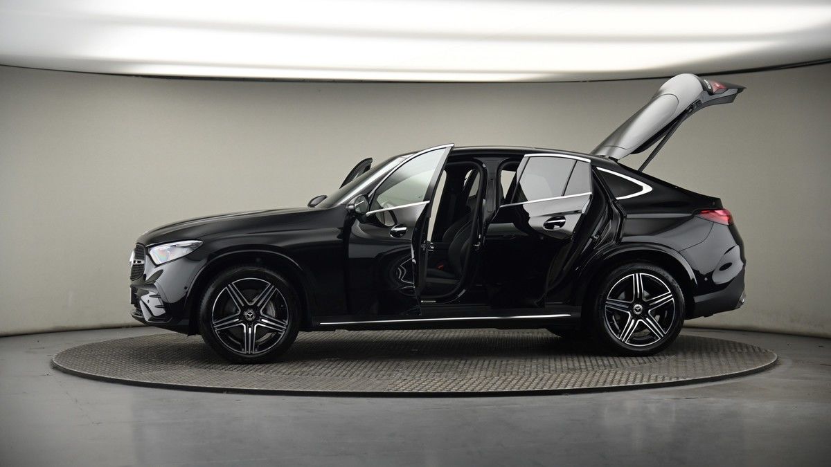 More views of Mercedes-Benz GLC