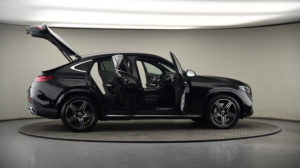 More views of Mercedes-Benz GLC