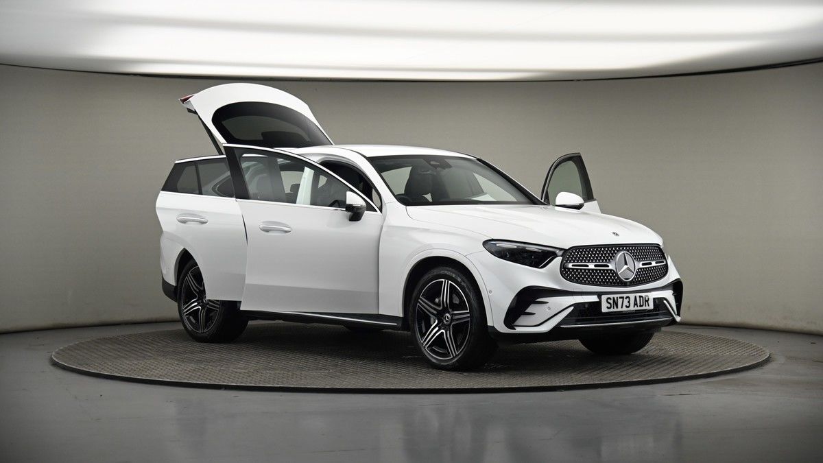 More views of Mercedes-Benz GLC