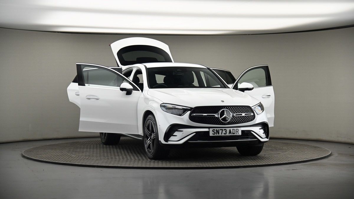 More views of Mercedes-Benz GLC