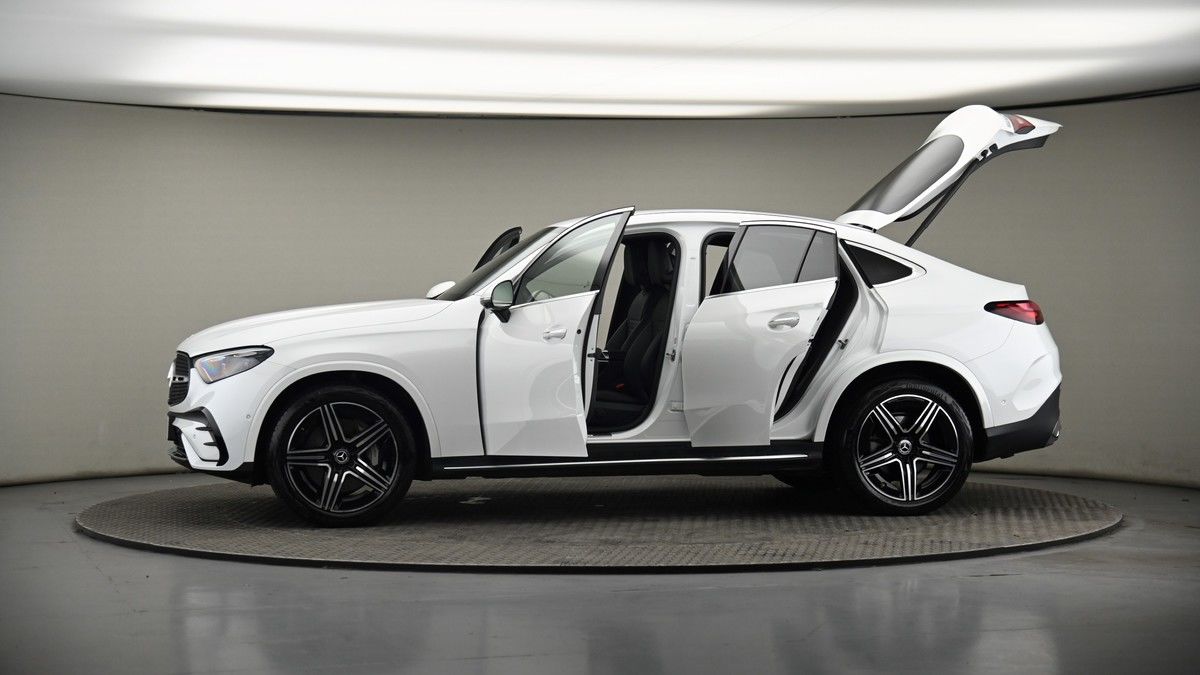 More views of Mercedes-Benz GLC